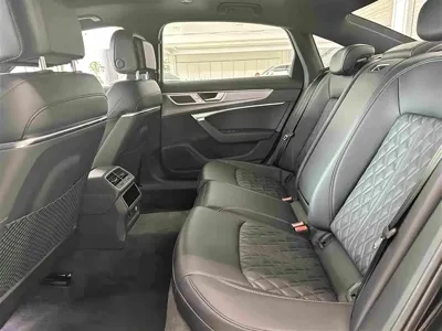 Audi A6L 2026, 100 км, за 298800 CNY - фото 16