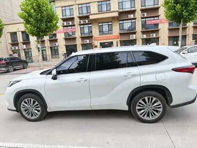 Toyota Highlander 2025, 25000 км, за 190799 CNY - фото 8