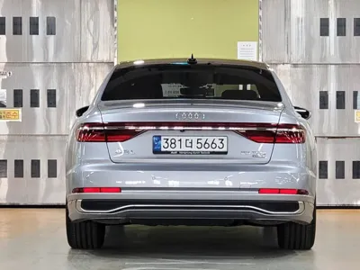 Audi A8 2023, 4100 км, за 109900000 KRW