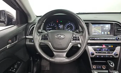 Hyundai Avante 2016, 145122 км, за 6990000 KRW - фото 13