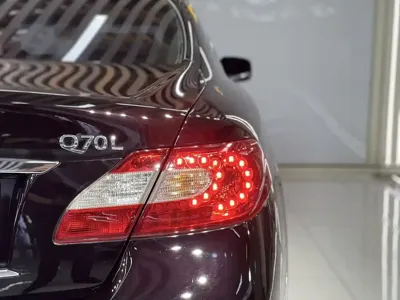 Infiniti Q70 2013, 130000 км, за 36000 CNY - фото 8