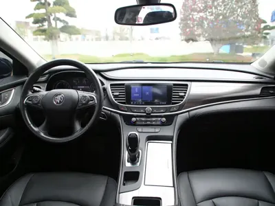 Buick LaCrosse 2022, 50000 км, за 93800 CNY