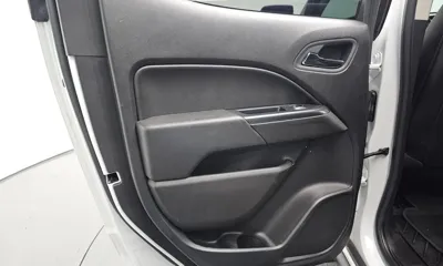 ChevroletGMDaewoo Colorado 2021, 24716 км, за 24500000 KRW - фото 25