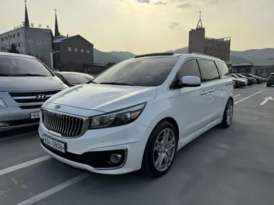 Kia Canival · 2016 год