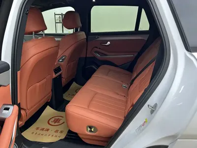 BYD 唐L 2025, 7000 км, за 185000 CNY