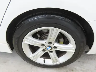 BMW 3-Series 2013, 153505 км, за 5500000 KRW - фото 20