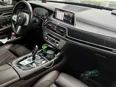 BMW 7 Series 2021, 70000 км, за 298000 CNY - фото 6