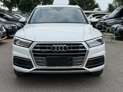 Audi Q5L 2021, 32000 км, за 160000 CNY