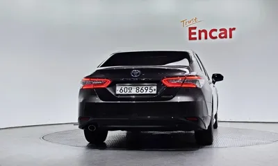 Toyota Camry 2018, 64072 км, за 23900000 KRW