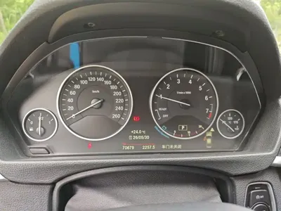 BMW 3 Series 2019, 76800 км, за 77500 CNY - фото 7