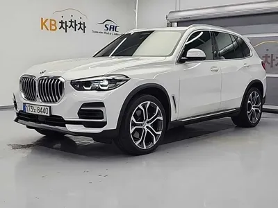 BMW X5 · 2022 год