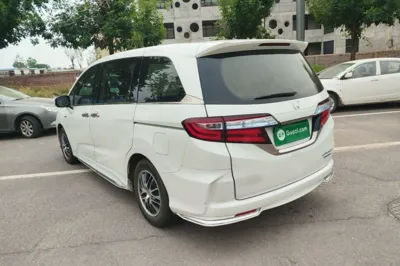Honda Odyssey 2021, 171000 км, за 123512.3 CNY