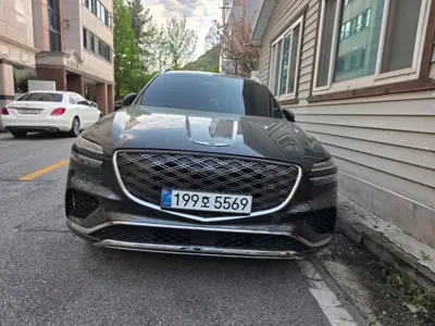 Genesis GV70 · 2025 год