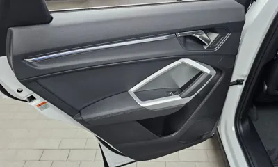 Audi Q3 2025, 10055 км, за 39900000 KRW - фото 25