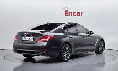 Genesis G70 2018, 64887 км, за 17990000 KRW
