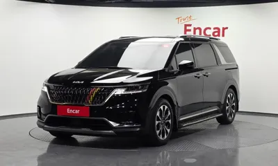Kia Canival · 2023 год