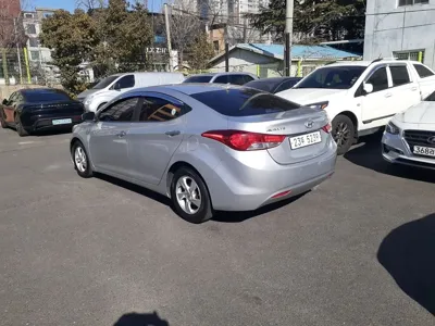 Hyundai Avante 2012, 138840 км, за 3000000 KRW