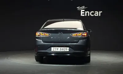 Hyundai Sonata 2018, 197782 км, за 8500000 KRW