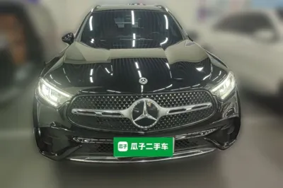 Mercedes-Benz GLC 2023, 40100 км, за 271198.19 CNY