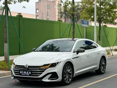 Volkswagen CC · 2022 год