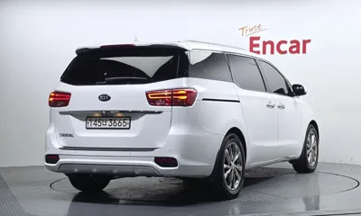 Kia Canival 2019, 173017 км, за 9900000 KRW - фото 2
