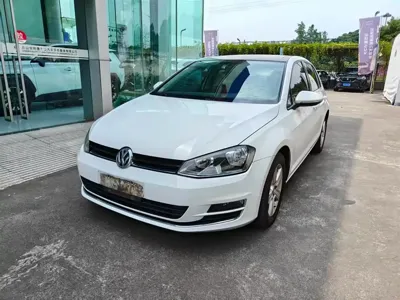 Volkswagen Golf · 2016 год