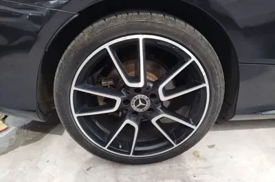 Mercedes-Benz C-Class 2019, 114900 км, за 132599.05 CNY - фото 11