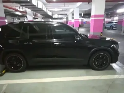 Mercedes-Benz GLB AMG 2022, 28000 км, за 198000 CNY