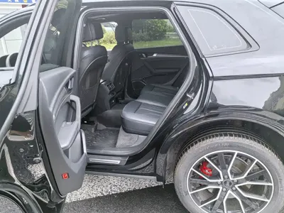 Audi Q5L 2026, 3000 км, за 223200 CNY - фото 11