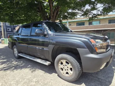Chevrolet Avalanche · 2003 год