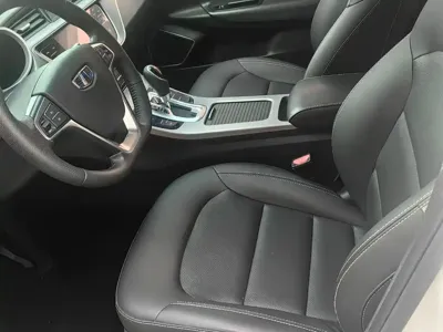 Geely Emgrand GL 2018, 100000 км, за 21800 CNY - фото 9