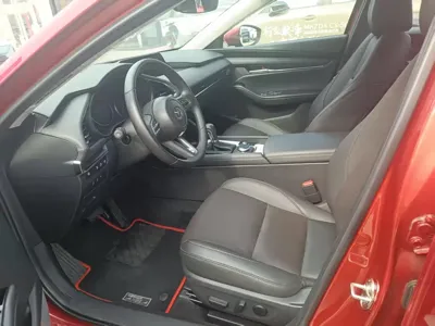 Mazda 3 Axela 2025, 3500 км, за 100000 CNY - фото 7