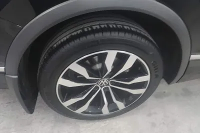 Volkswagen Tiguan L 2021, 62200 км, за 121612.57 CNY - фото 10