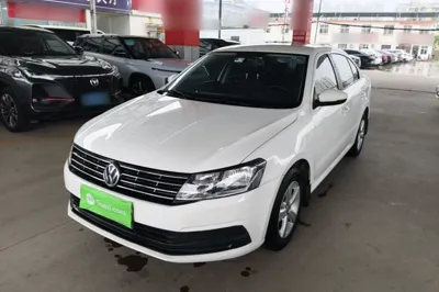 Volkswagen Lavida 2015, 71200 км, за 36688.64 CNY - фото 1