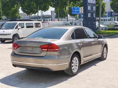 Volkswagen Passat 2012, 192000 км, за 15800 CNY