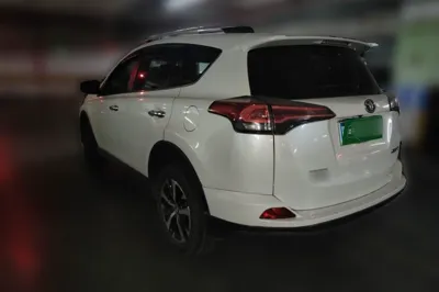 Toyota RAV4 2019, 110900 км, за 99243.55 CNY - фото 4