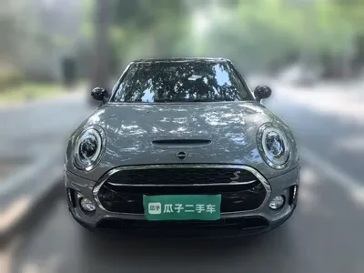 MINI Mini Clubman 2020, 82899 км, за 131700 CNY