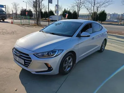 Hyundai Avante · 2016 год