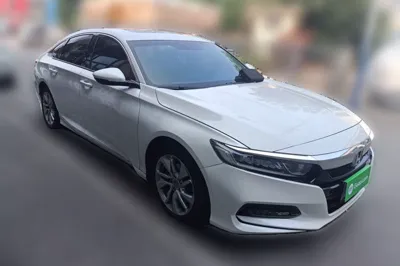 Honda Accord 2018, 105600 км, за 75940.11 CNY