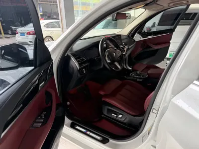 BMW iX3 2023, 50000 км, за 138000 CNY