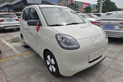 Wuling Hongguang MINIEV 2025, 13200 км, за 50203.85 CNY