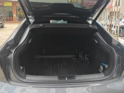 Changan UNI-V 2022, 71800 км, за 60000 CNY