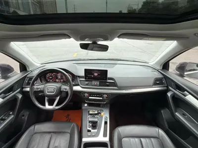 Audi Q5L 2020, 80000 км, за 108800 CNY - фото 5