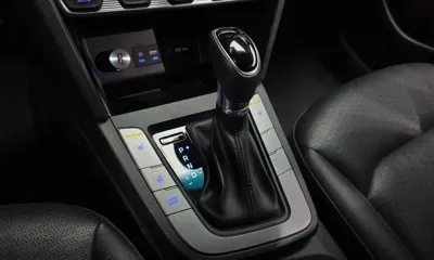 Hyundai Avante 2019, 134123 км, за 8700000 KRW - фото 9