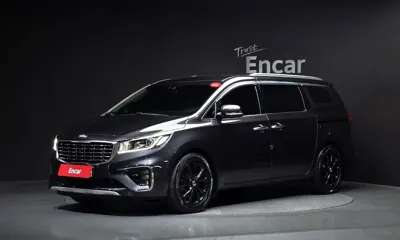 Kia Canival · 2019 год
