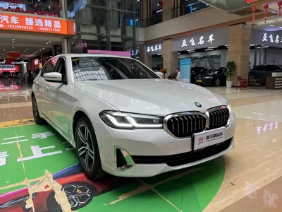 BMW 5 Series 2021, 96000 км, за 189500 CNY - фото 4