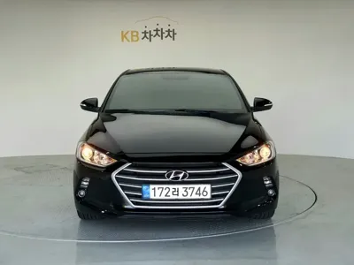 Hyundai Avante · 2018 год