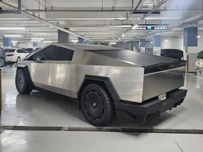 Tesla Cybertruck 2025, 11000 км, за 162000000 KRW - фото 12