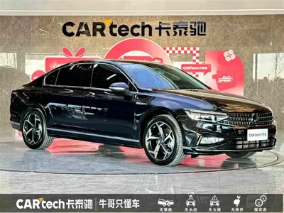 Volkswagen Magotan 2023, 32599 км, за 127800 CNY - фото 3