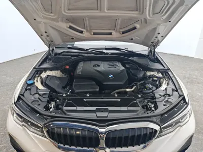 BMW 3 Series 2020, 90200 км, за 123900 CNY - фото 13